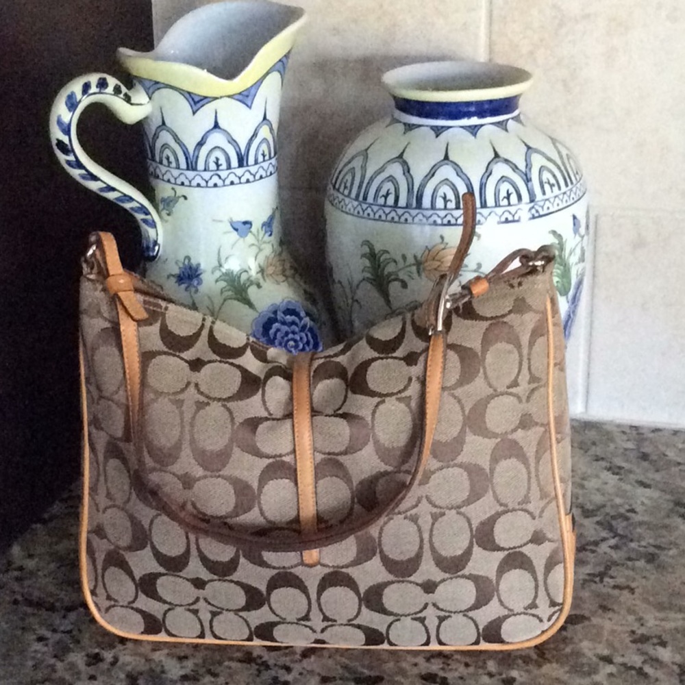 Coach bags - Picture 2 of 4